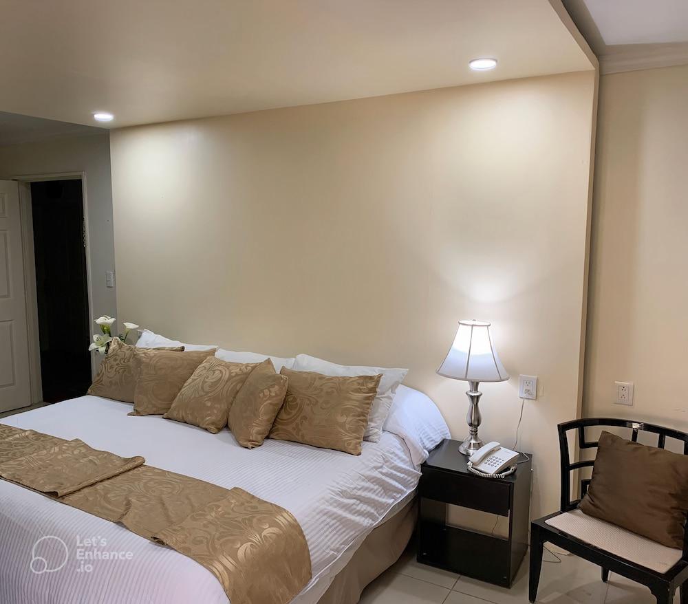 Hotel Inn Galerias Aguascalientes Exteriör bild